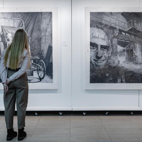 Выставка Кирилла Челушкина "Образ жизни" в галерее современного искусства БИЗОN (5)