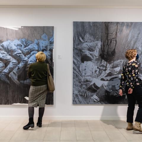 Выставка Кирилла Челушкина "Образ жизни" в галерее современного искусства БИЗОN (2)
